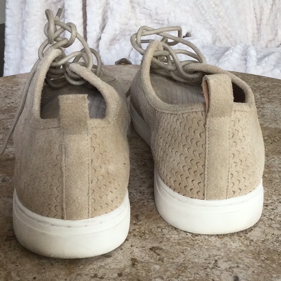 Lucky Brand suede sneakers - Picture 4 of 6